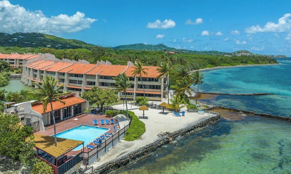 Orange Grove Condo | Beach-Access Condo | Pool, King & Two Queens