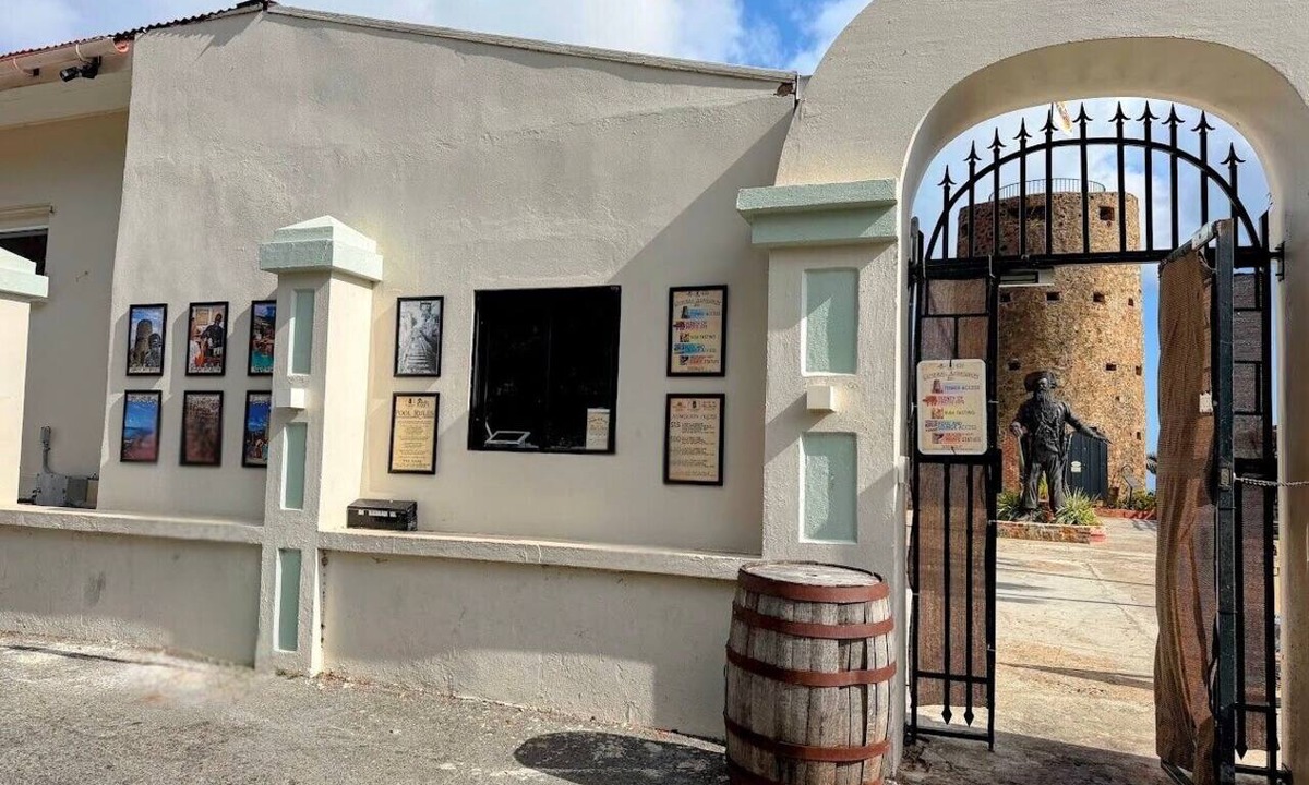 Estate Kings Quarter Hotel | Blackbeard's Castle