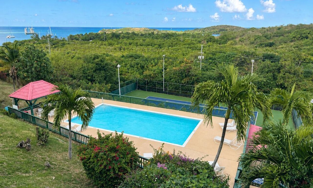 Estate Altona Condo | Enjoy Sea Views and Caribbean Breezes! 2 Pools, Tennis Court & Generator.