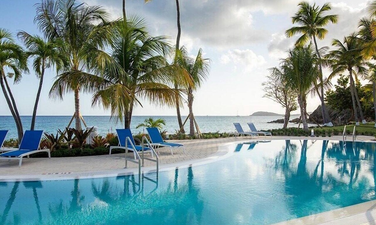 Estate Frenchman Bay Condo | LImetree Beach Resort - Studio