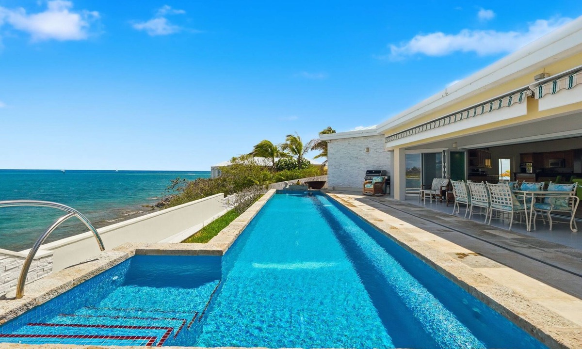 Cotton Valley Villa | NEW Luxury 3-bedroom Waterfront Villa with Pool in Carden Beach, St Croix