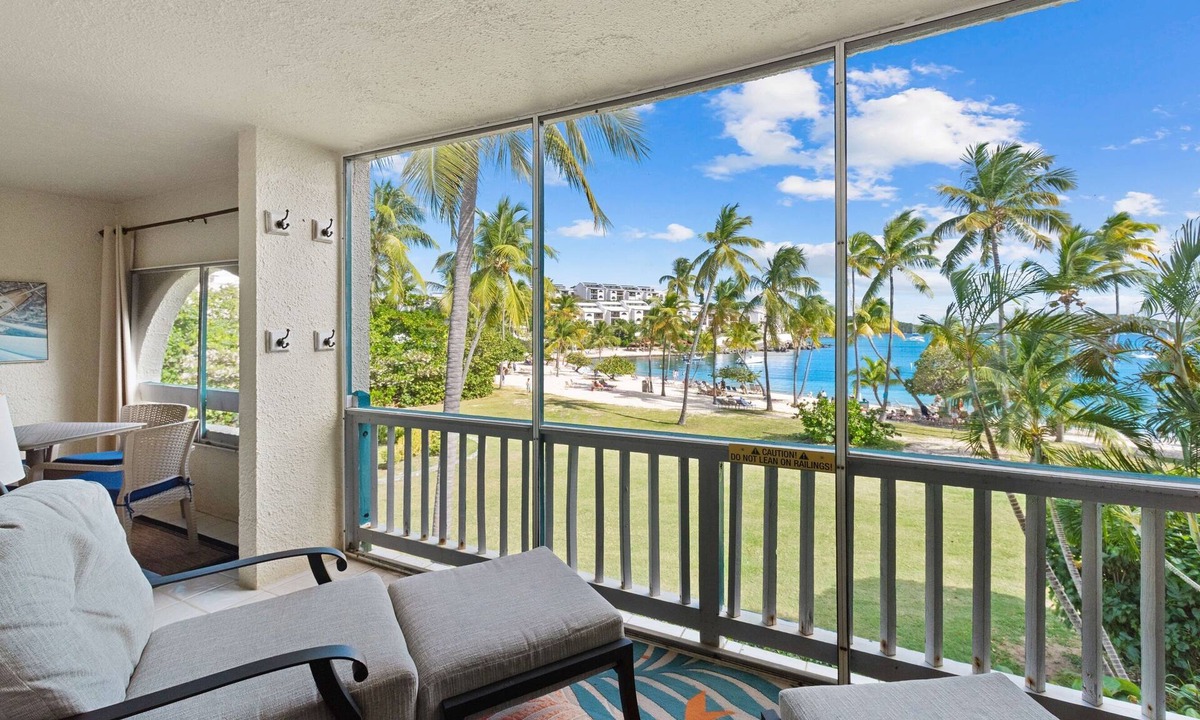 Nazareth Condo | On the Beach | Pool + Hot Tub + Restaurant | Gated