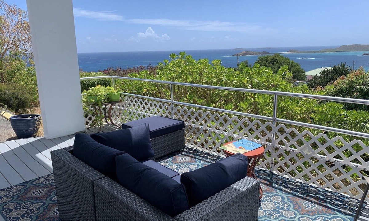 Estate Bovoni Apartment | PROMO Beach Walk Beautiful 1 bedroom walking distance to Secret Harbor beach