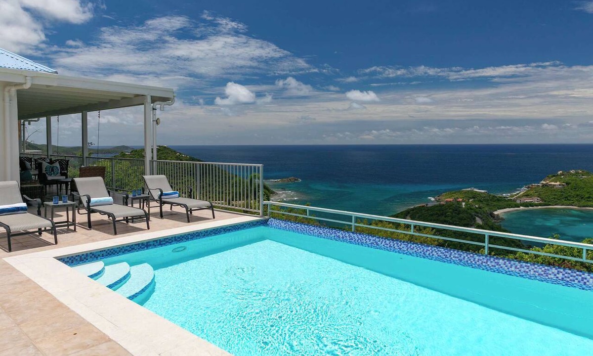 Point Rendezvous Villa | True Story Ocean View | Private Pool | Generator