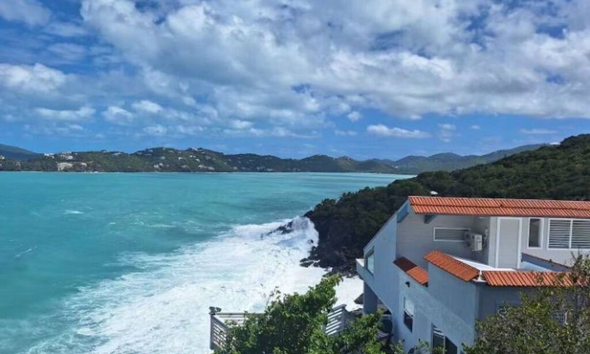 Tropaco Point House | Whispering Waves Cove: Panoramic Views of Magens Bay