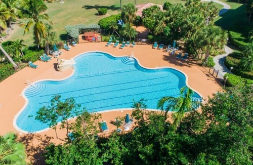 La Grande Princesse Condo | BEACH FRONT! Island Oasis-Luxury condo at Pelican Cove