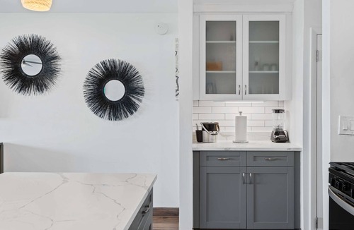 Cabes Point Condo | Beachfront walkout onto Sapphire Beach, Crystal Cove