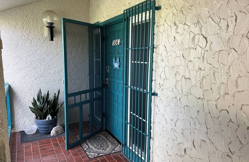 Estate Golden Rock Condo | Charming 2-bedroom condo with WiFi, AC in Christiansted