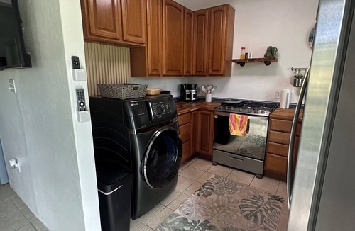 Upper Carolina Condo | Coral Bay 2BR; Mountain View; AC; Starlink; Generator