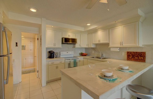 Bolongo Bay Condo | Cozy Studio Condo in Tranquil St. Thomas 1 Bed + Sleeper Sofa, AC, 3 Pools