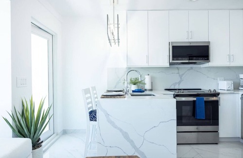 Estate Enighed House | Dolphin Suites Unit 8