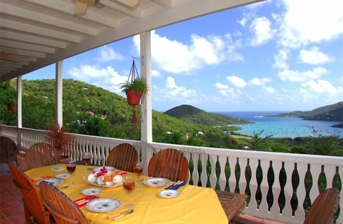 Estate Carolina House | La Bella Villa: Great views, spectacular pool, solar backup, magical villa!