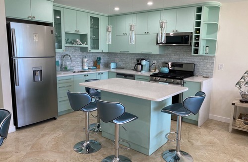 Cabes Point Condo | Luxury Ocean/Beachfront Condo on Sapphire Beach with the Best View!