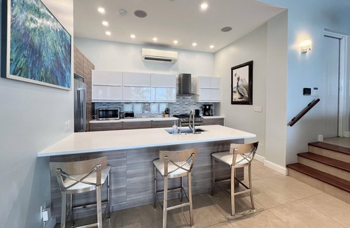 Cabes Point Villa | "ONE BEACH ROAD Villa", St Thomas VI, 6 Bedroom, 5 1/2 Bath Beachfront Oasis