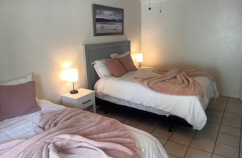 Charlotte Amalie Resort | Relaxing 1-bedroom resort in Pineapple Village