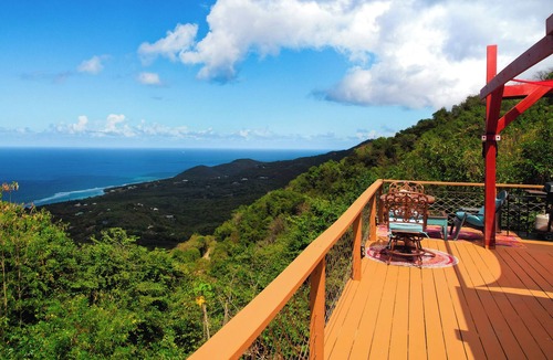 Kingshill Cottage | Romantic Hideaway 1-bedroom cottage with AC , a huge deck with an amazing view.