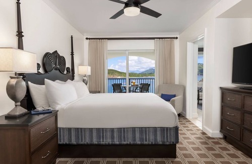 Bellevue Resort | ST. THOMAS vacation resort in the tropical U.S. Virgin Islands.