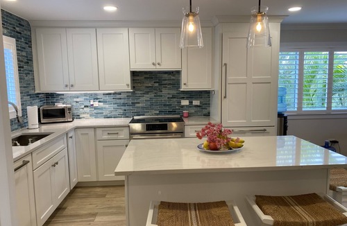 Nazareth Condo | Steps away from the private beach - fully renovated condo!