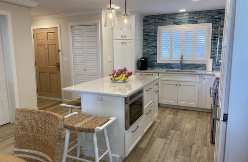 Nazareth Condo | Steps away from the private beach - fully renovated condo!