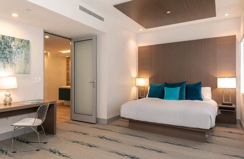 Estate Enighed Hotel | Suite 6, 10% Off Fall Stays