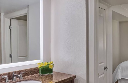 Estate Chocolate Hole and Great Cruz Bay Resort | The Westin Resort with 3 bedrooms and AC in fantastic Cruz Bay