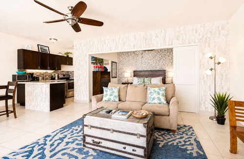 Frydendal Villa | Updated: Luxury Villa, Amazing Views with Pool + Generator