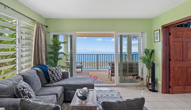 180 Balcony Views | 5 mins to Dining + Beaches in St. Thomas