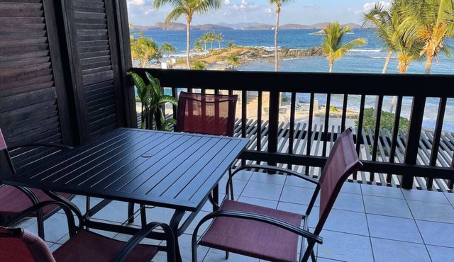 5⭐️ Modern Penthouse & Stunning Views @ Sapphire Beach Resort in St Thomas