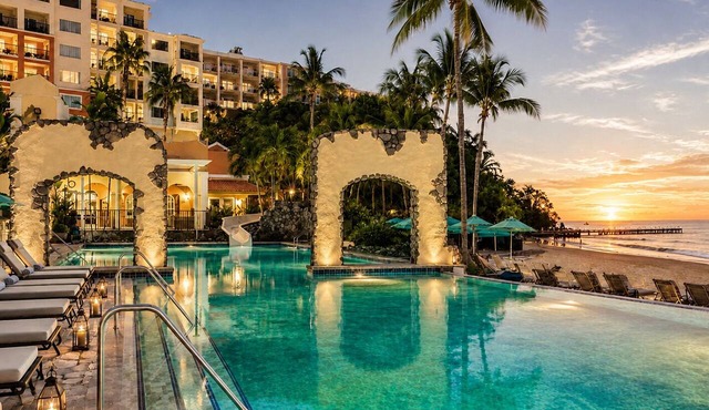 𝐅𝐢𝐧𝐝𝐢𝐧𝐠 𝐌𝐞𝐢𝐥𝐢 Beachfront Frenchman's Cove Resort+ Amenities Included in Charlotte Amalie