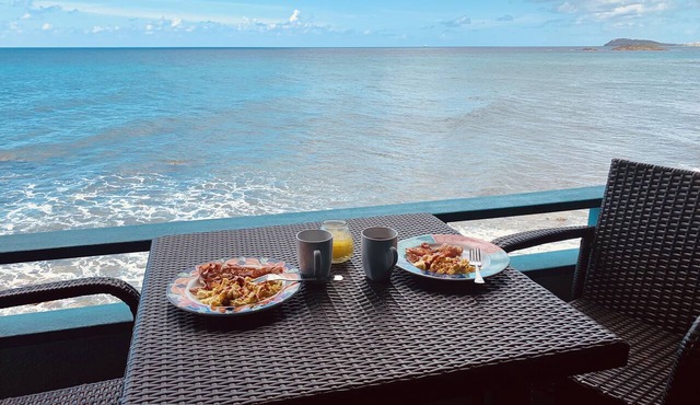 Oceanfront Bliss & Perfect Sunsets + Generator! in St Thomas