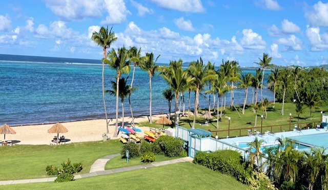 SUMMER SPECIAL! Shore Beats Work—A Slice of Beachfront Paradise