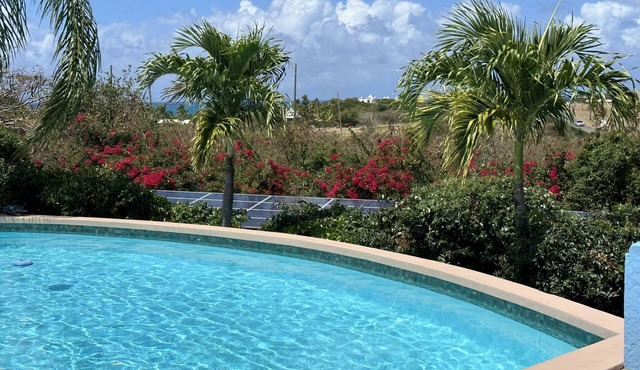 This is the one! Luxury villa in Shoys.sandy beaches, Buccaneer Hotel & more.