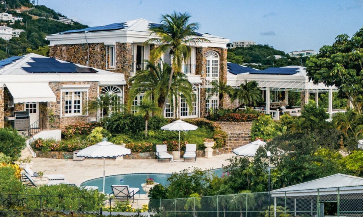 Bellevue Villa | Private 9BR Luxury Estate | Pool, Tennis, Views