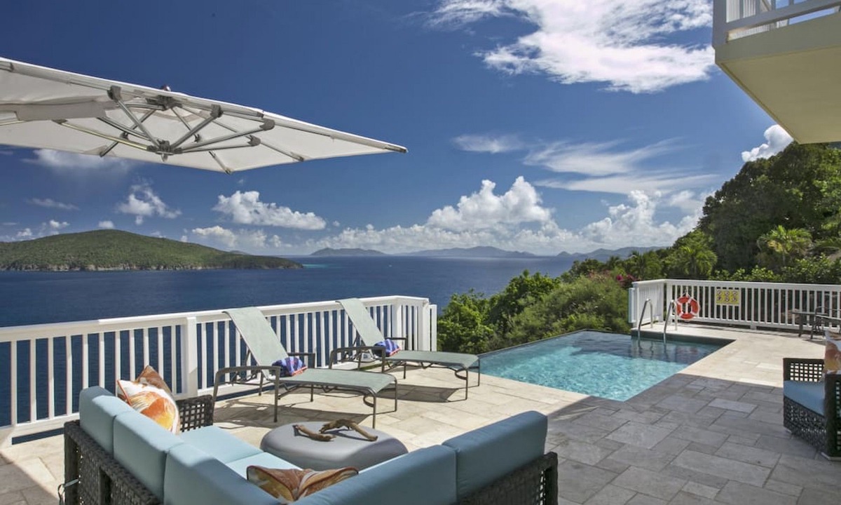 Peterborg Villa | Cliff-side 5BR villa - stunning down-island views & 5 mins from Magen`s Bay!