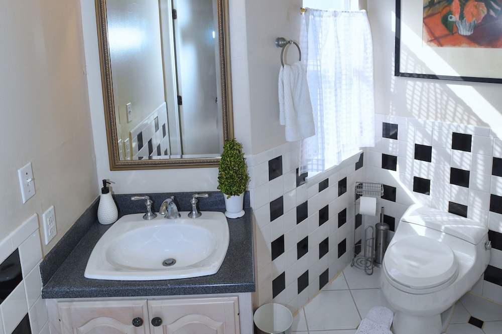 Photo of Bathroom in Estate Peterborg