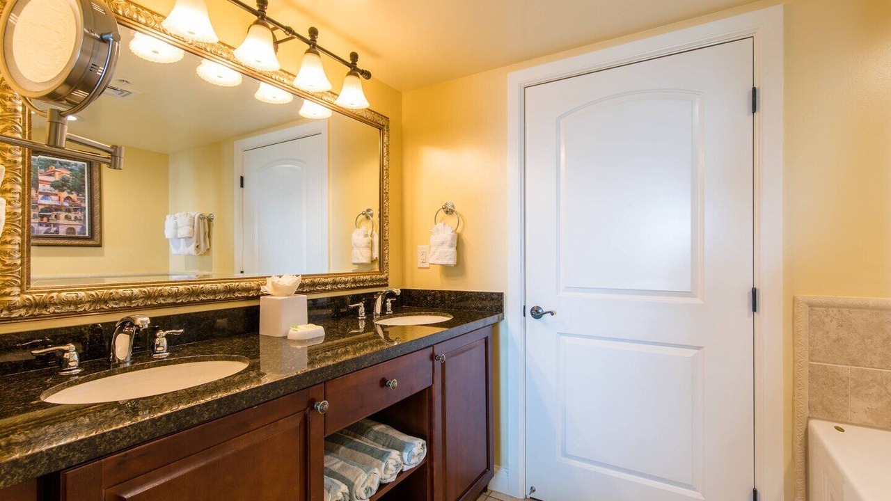 Photo of Bathroom in Estate Bakkero