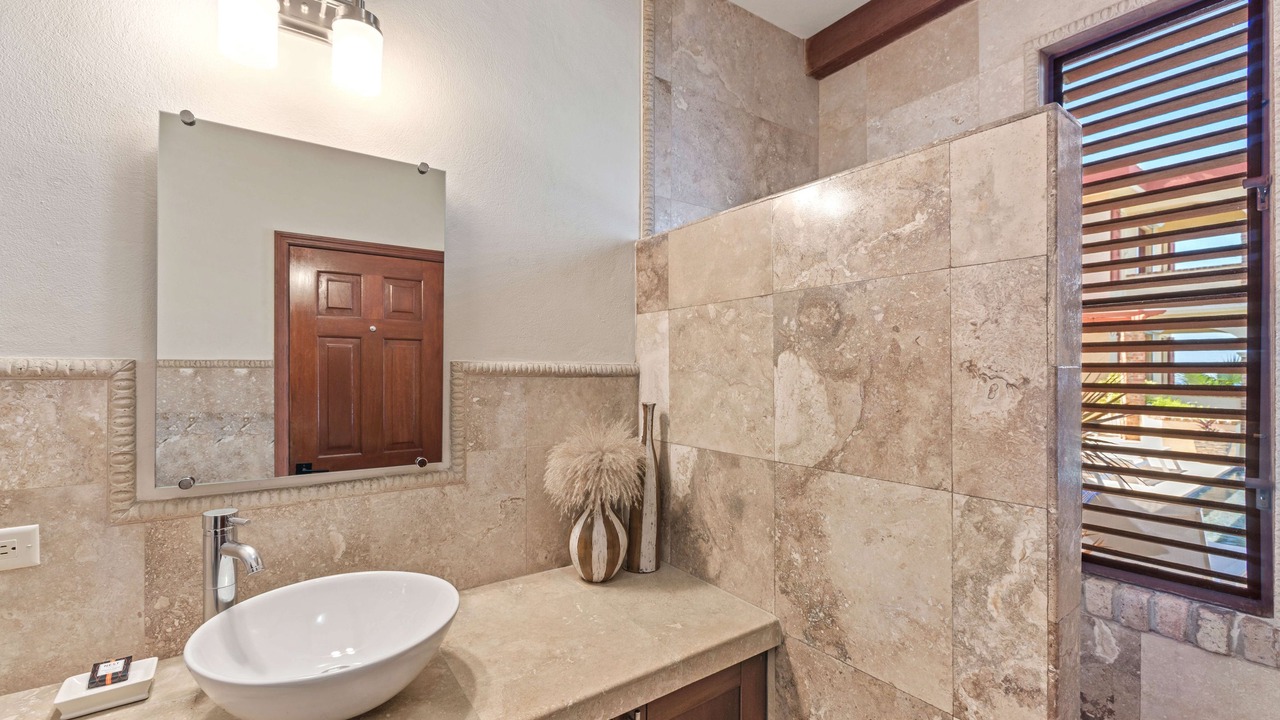 Photo of Bathroom in Estate Lovenlund