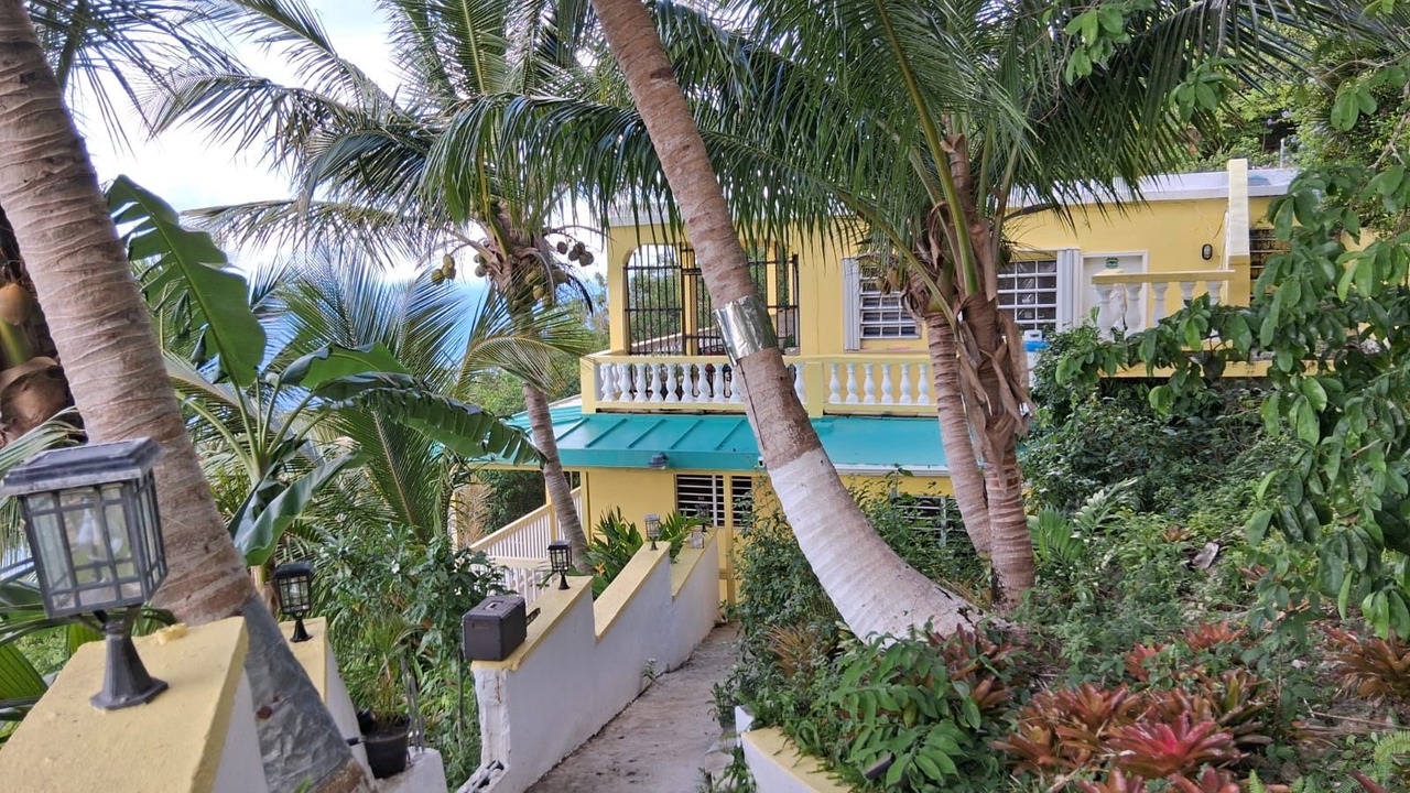 Photo of Patio Balcony in Estate Crown and Hawk