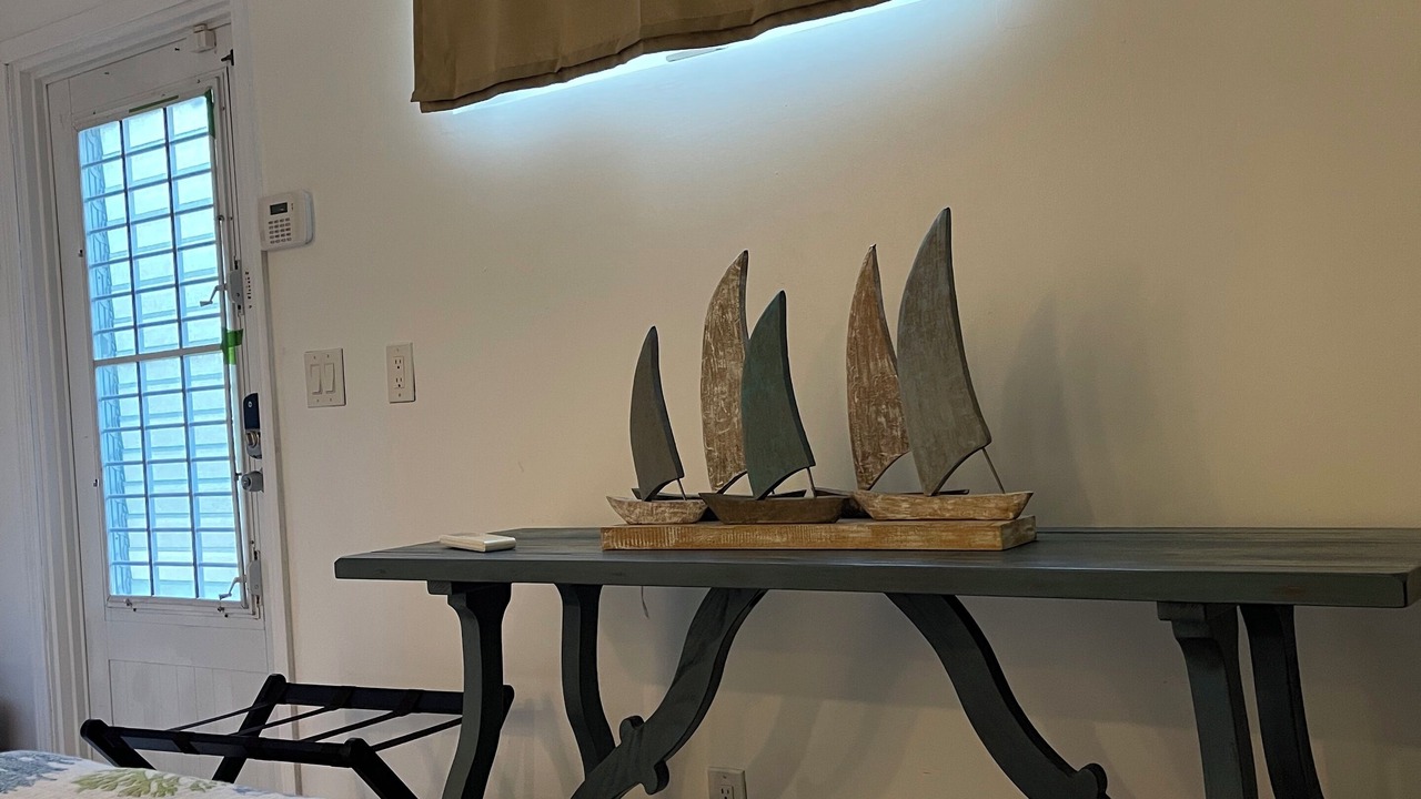 Photo of Bedroom in Anna's Retreat