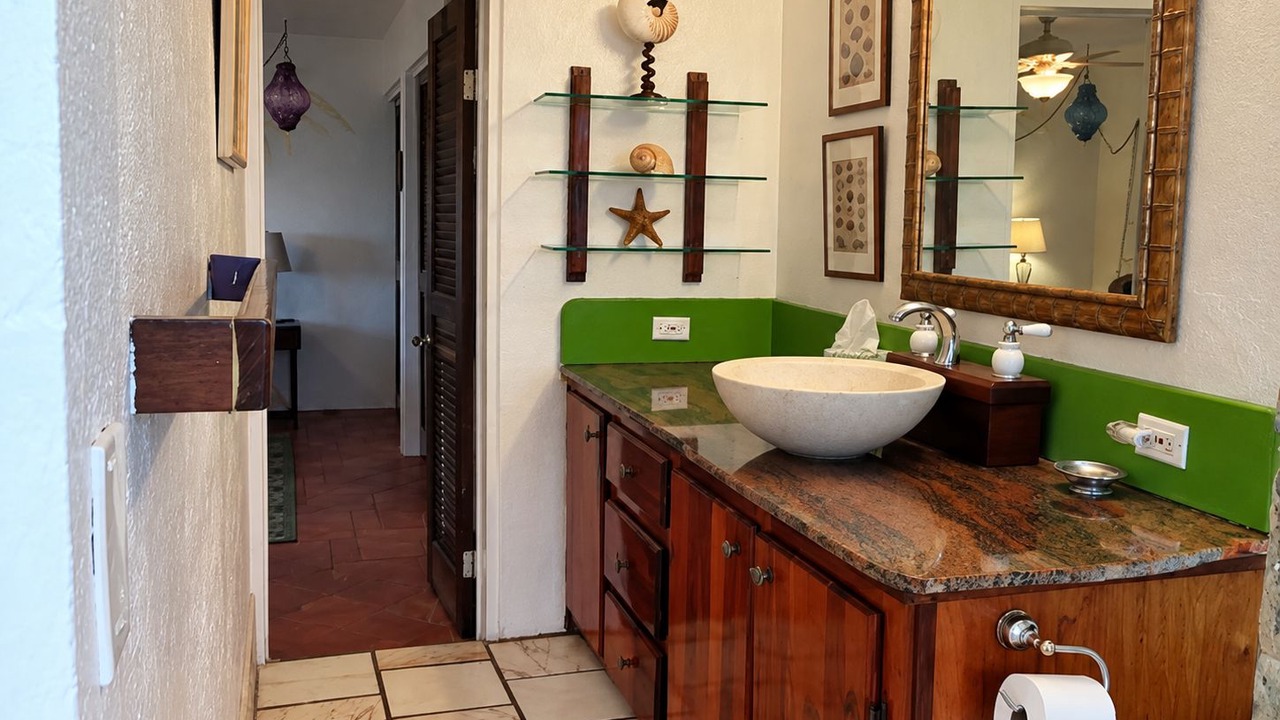 Photo of Bathroom in Red Hook