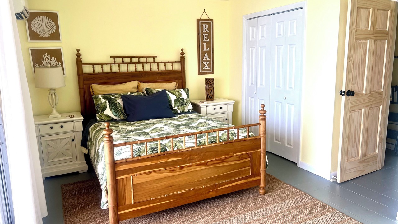 Photo of Bedroom in Estate Mount Pleasant East 1
