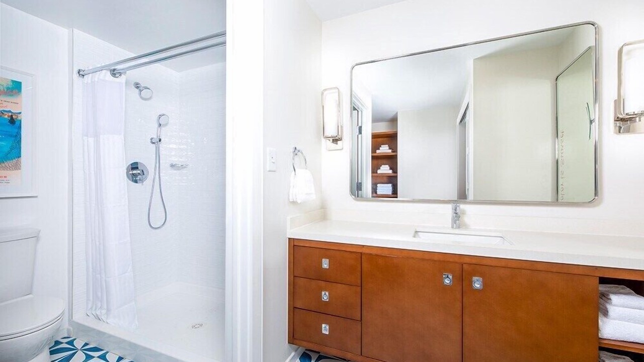 Photo of Bathroom in Estate Frenchman Bay