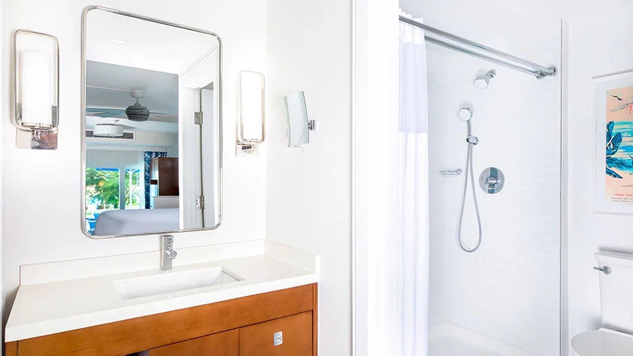 Photo of Bathroom in Estate Frenchman Bay