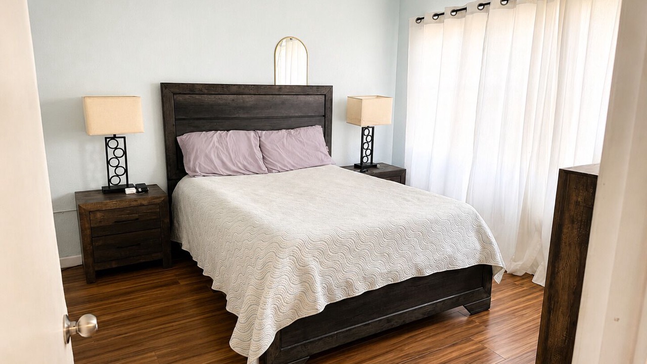 Photo of Bedroom in Orange Grove
