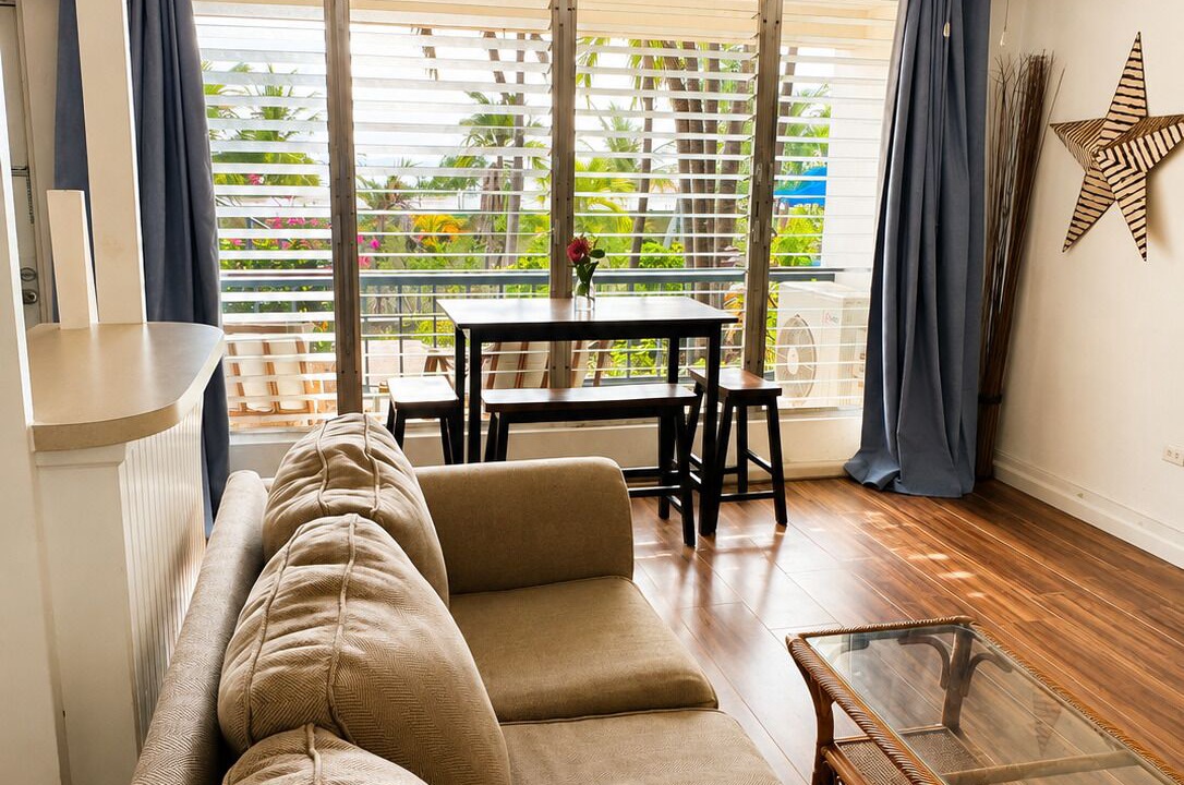 Photo of Livingroom in Orange Grove