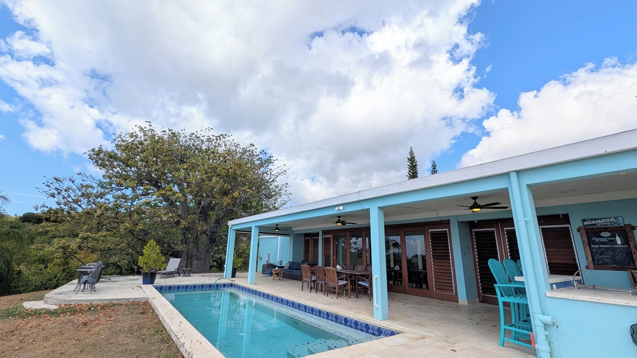 Photo of Outdoor in Estate Sprat Hall