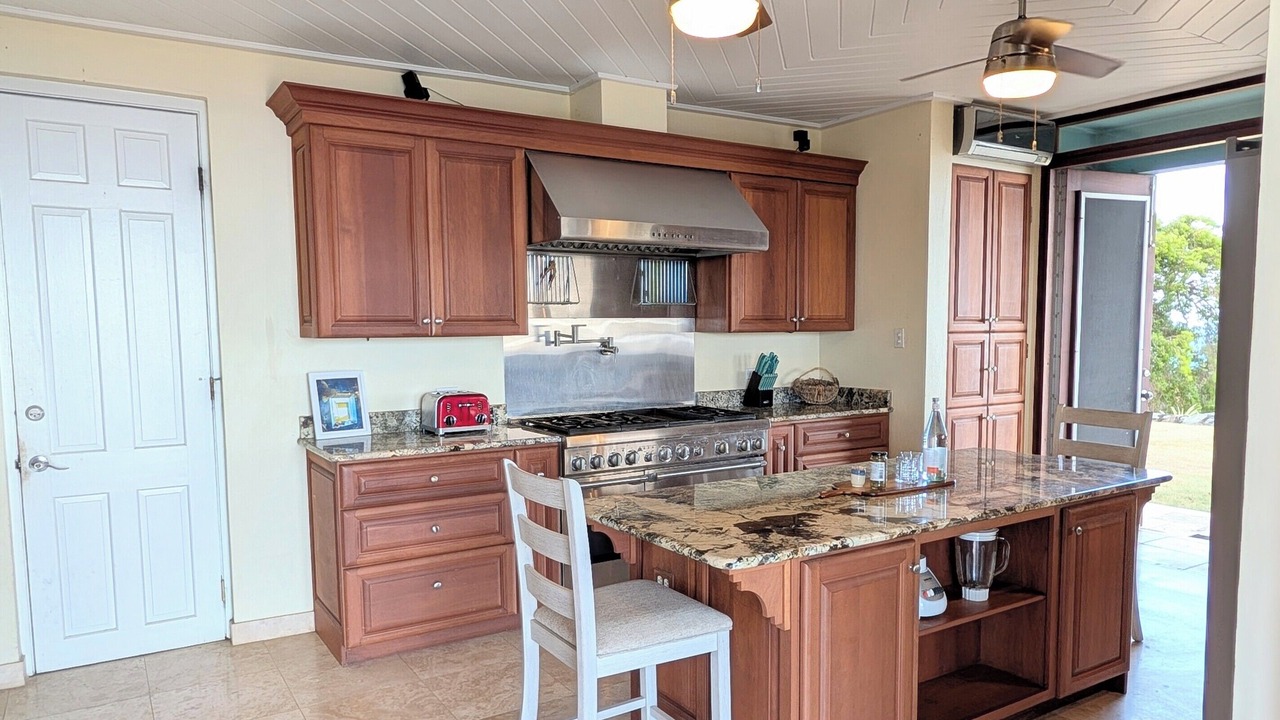 Photo of Kitchen in Estate Sprat Hall