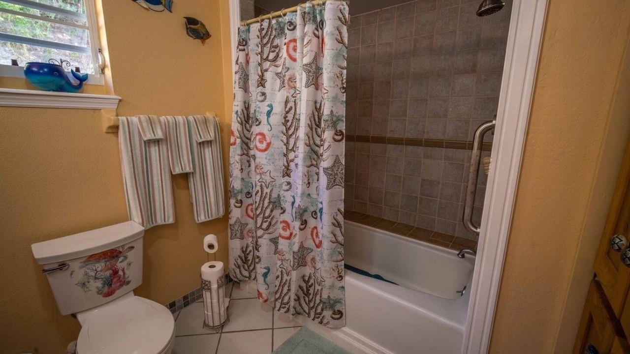 Photo of Bathroom in Cotton Valley