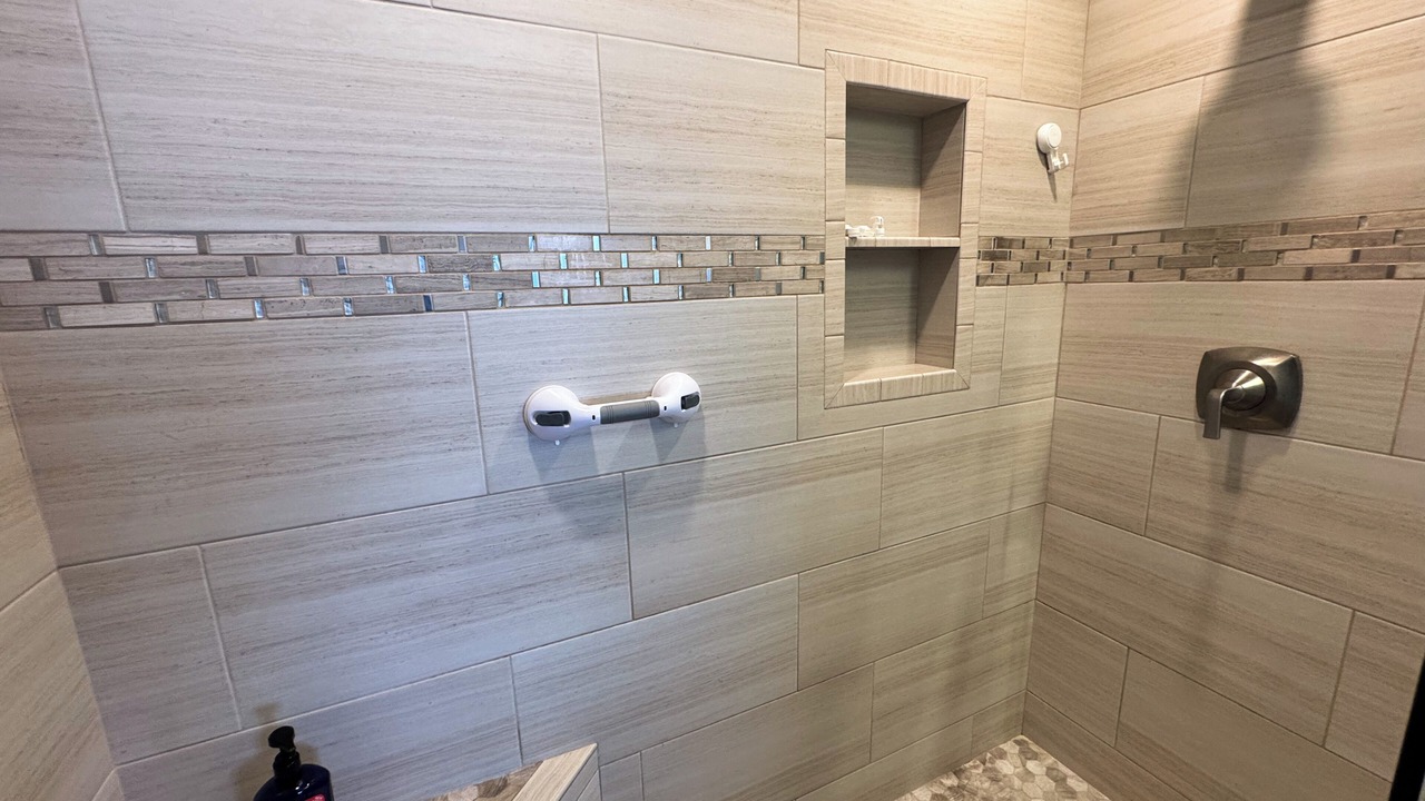 Photo of Bathroom in Cotton Valley