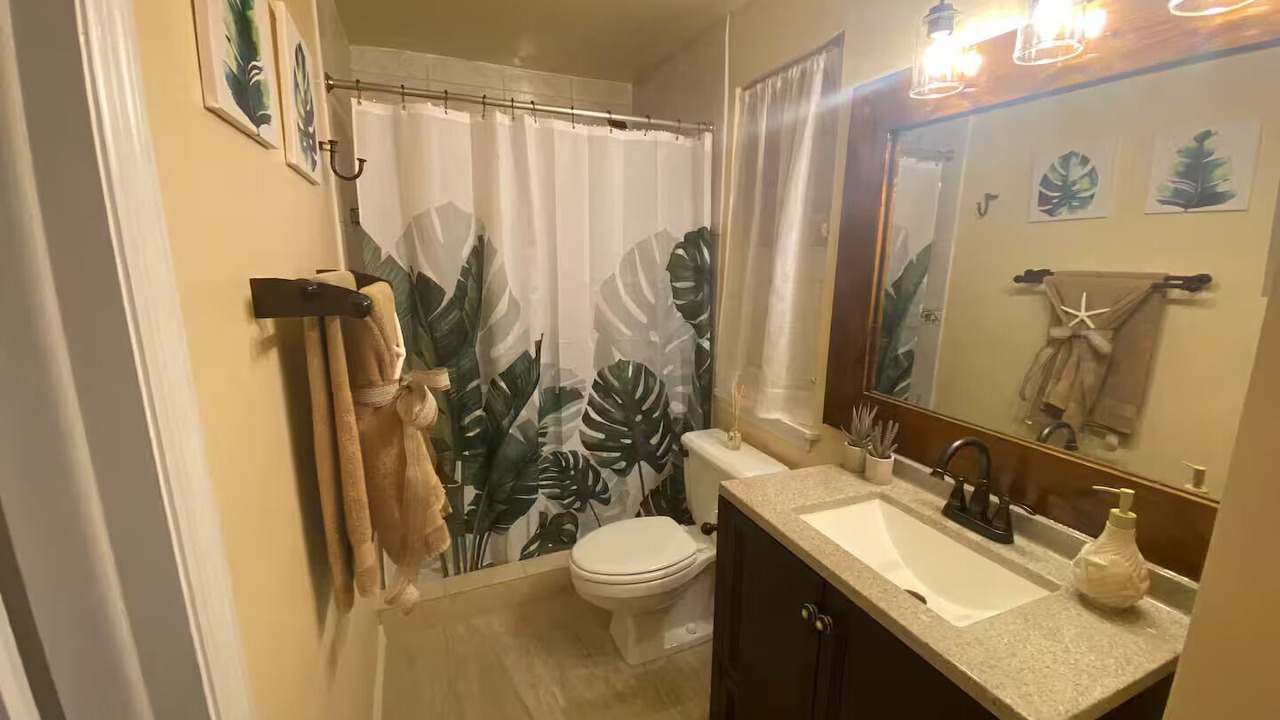 Photo of Bathroom in Estate Southgate